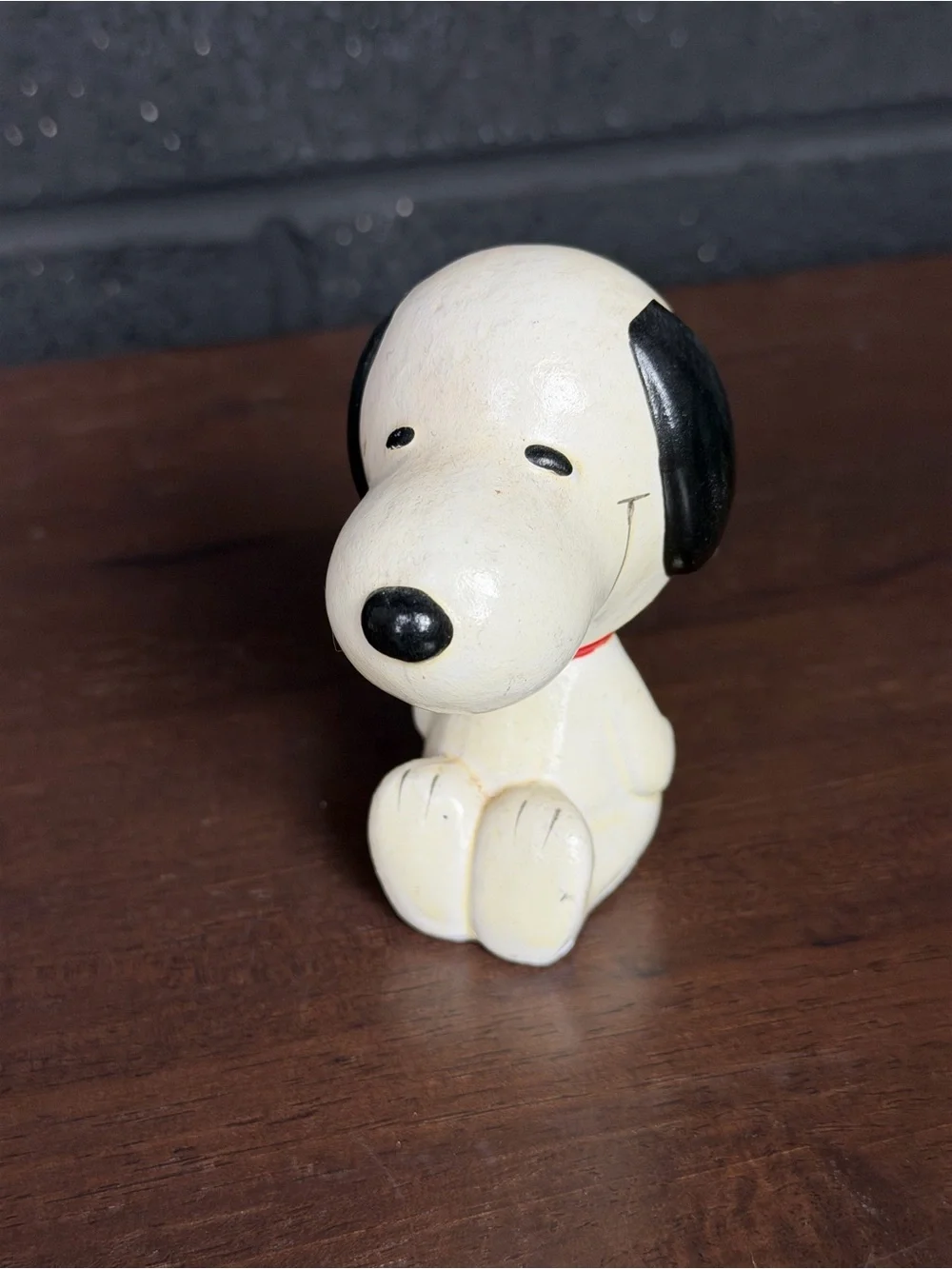 Snoopy charming figurine